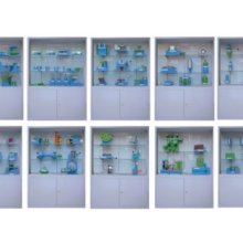 《机床夹具设计》陈列柜